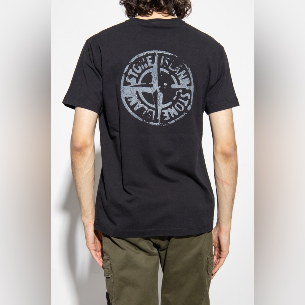 Stone Island Men’s Short Sleeve T-Shirt in Black